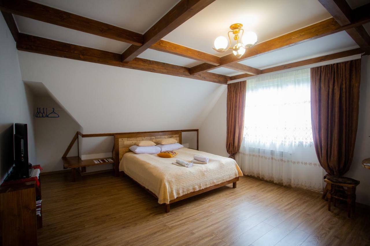 Сервус Guest Hotel Jaremtsje Buitenkant foto