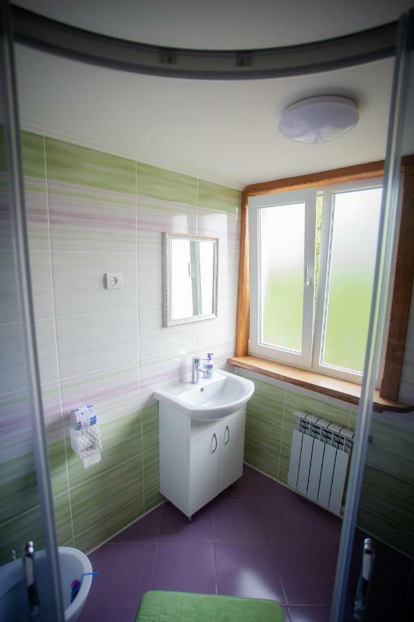 Сервус Guest Hotel Jaremtsje Buitenkant foto
