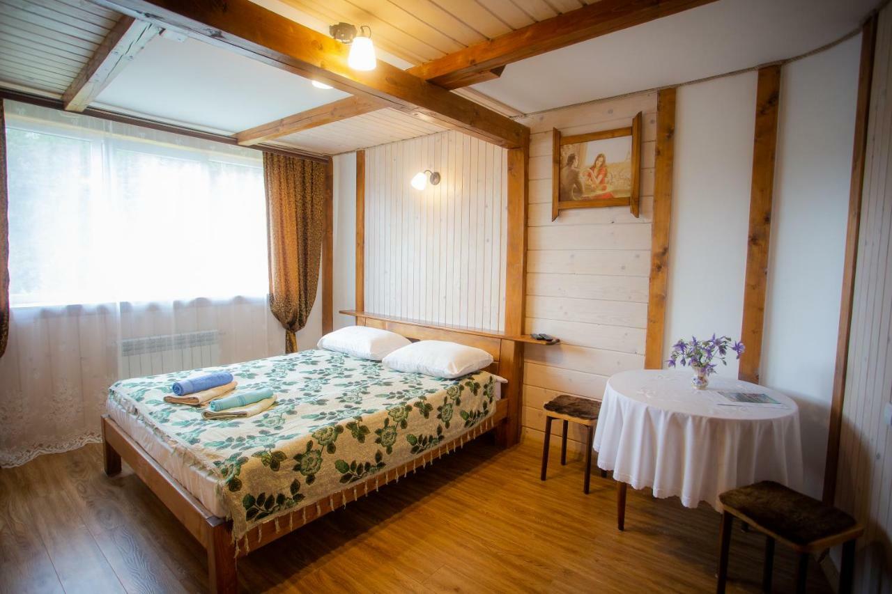 Сервус Guest Hotel Jaremtsje Buitenkant foto
