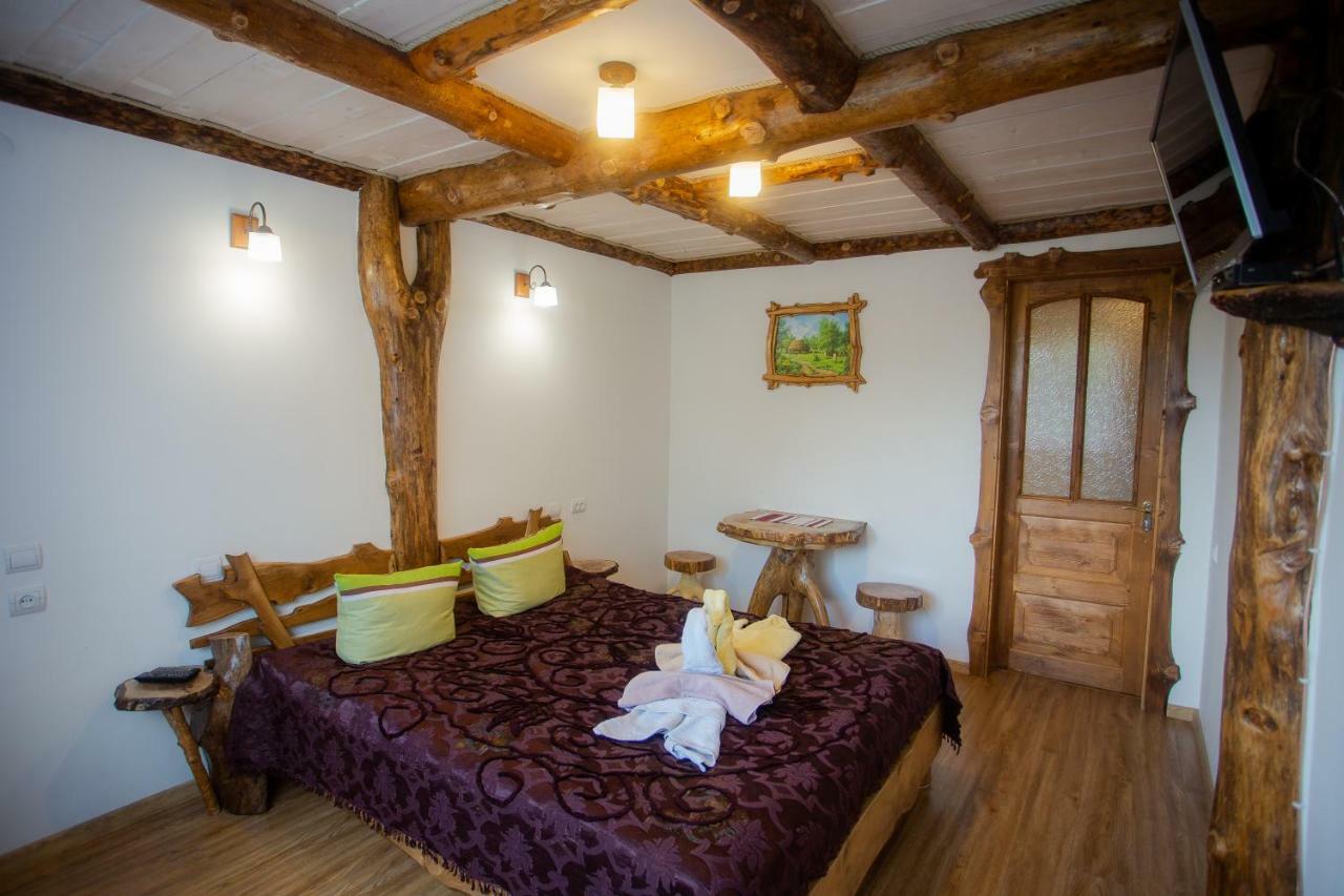 Сервус Guest Hotel Jaremtsje Buitenkant foto